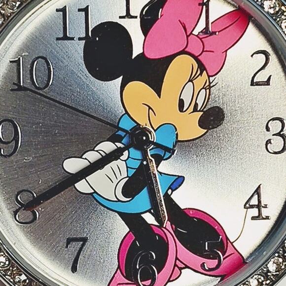 Disney Minnie Mouse Charm Watch Silver Round Pink Bow NIB - Picture 3 of 8